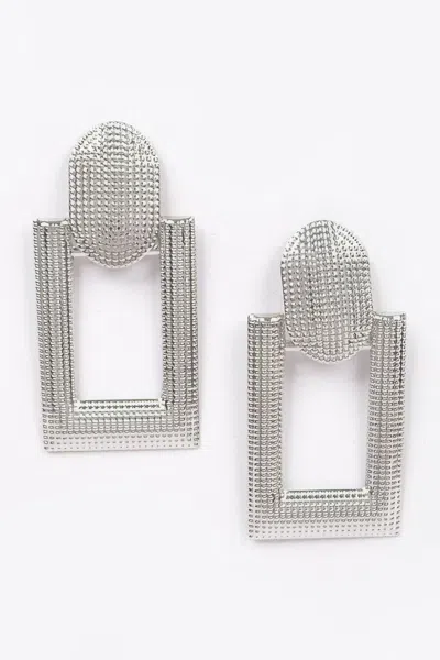 Truedames Chic Statement Earring In Silver