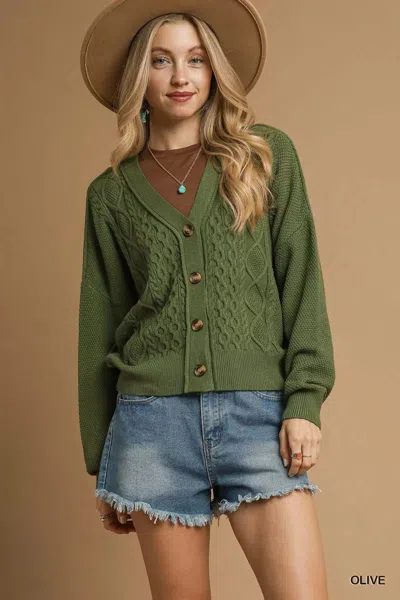 Truedames Chunky Cable Knit V-neck Button-up Cardigan In Green