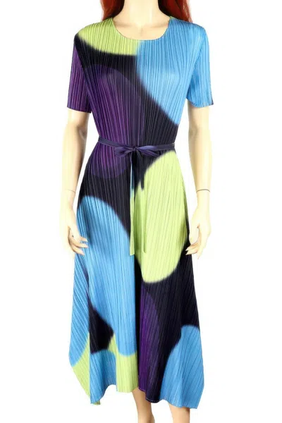 Truedames Cool Color Print Short-sleeve Pleated Midi Dress In Blue