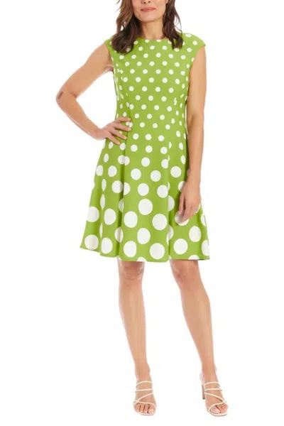 Truedames Crew Neck Cap Sleeve Box Pleated Polka Dot Print Jersey Dress In Green