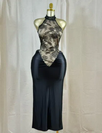 Truedames Crimson Lace Hourglass Dress In Multi