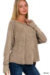 Truedames Crinkle Washed Thumb Hole Cuffs Long Sleeve Top In Brown