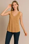 Truedames Crinkle Washed V-neck Sleeveless Top In Brown