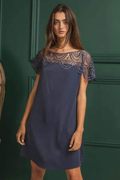 Truedames Crochet Lace Yoke Detailed Wrinkled Dress In Blue