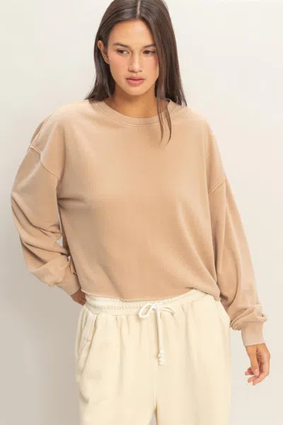 Truedames Cropped Mineral Wash Sweatshirt In Sand