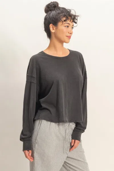 Truedames Cross Detail Open Back Long-sleeve Top In Black