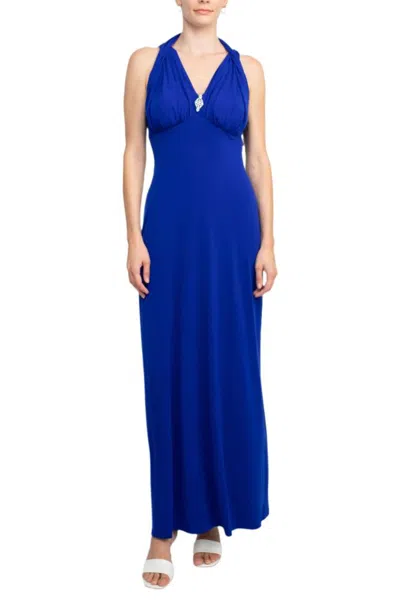 Truedames Crossed Neck Sleeveless Jewelry Front Detail Ruched Empire Waist Solid Jersey Dress In Blue