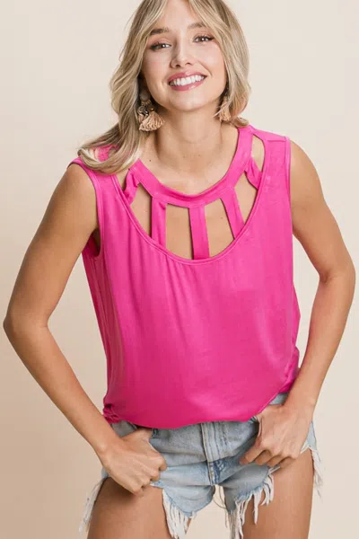 Truedames Cutout Round Neck Sleeveless Top In Pink