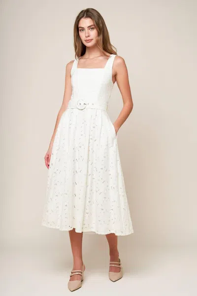 Truedames Daffodils & Daydreams Woven Lace Midi Dress In White