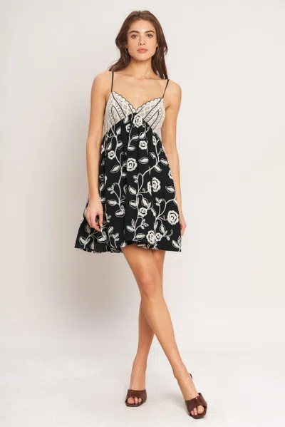 Truedames Dark Romance Woven Mini Dress In Black