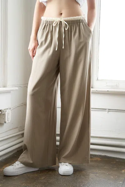 Truedames Day In The Life Woven Pants In Brown