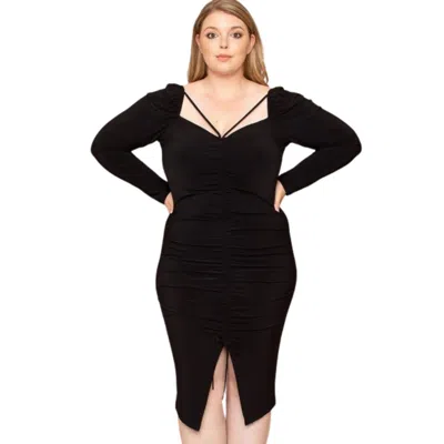 Truedames Deep Round Neck Shirring Detailed Back Plus Size Dress In Black
