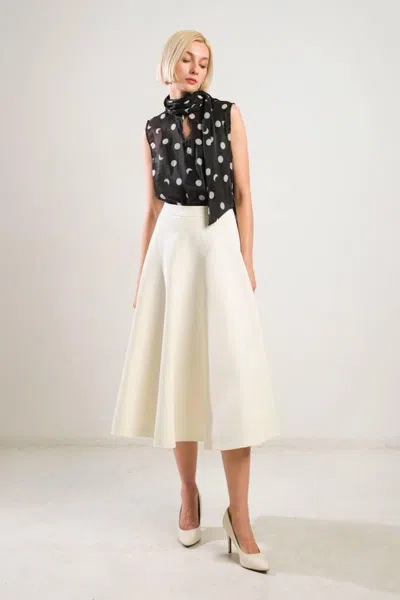 Truedames Delicate Touch Woven Skirt In Beige