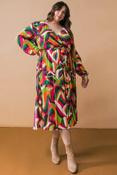 Truedames Destined To Impress Plisse Midi Dress In Multi