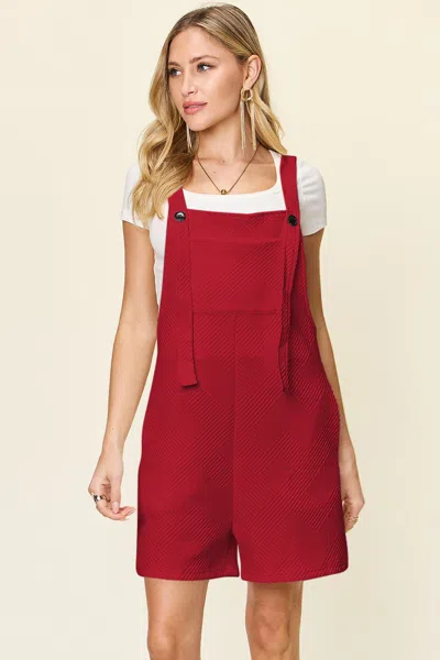 Truedames Double Take Full Size Texture Sleeveless Romper In Red