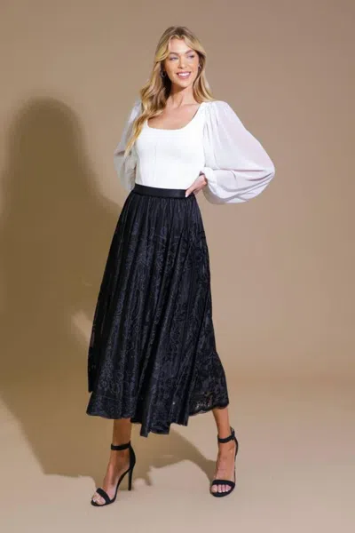 Truedames Ease My Mind Velvet Midi Skirt In Black