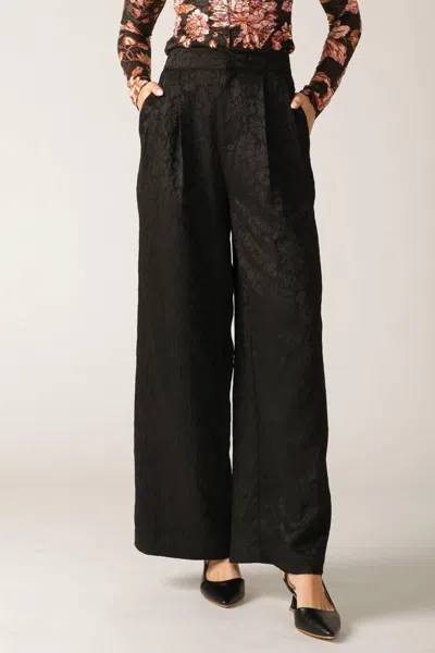 Truedames Elegant Essence Woven Pants In Black