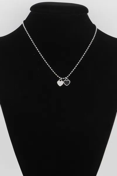 Truedames Elegant Heart Shap Pendant Necklace In Black