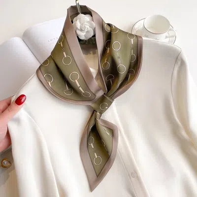 Truedames Elegant Horsebit Pattern Printed Square Silky Satin Scarf In Green