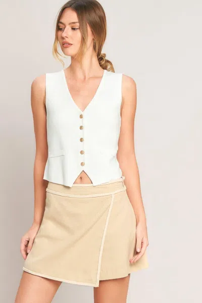 Truedames Elevated Essential Woven Skort In Sand