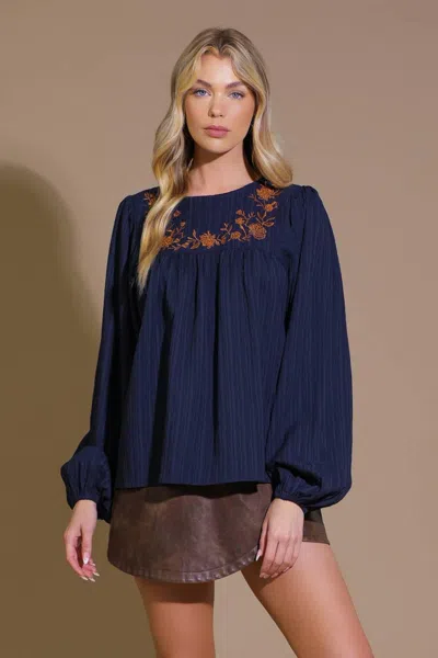 Truedames Enchanted To Meet Woven Top In Blue