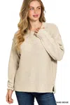 Truedames Exposed Seam Round Neck Sweater In Neutral
