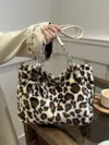 Truedames Faux Fur Leopard Shoulder Bag In Sand