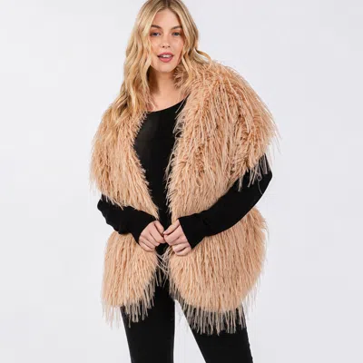 Truedames Faux Fur Pull Through Shawl In Beige
