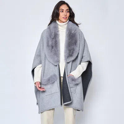 Truedames Faux Fur Trimmed Front Pockets Ruana Poncho In Gray