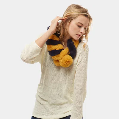 Truedames Faux Fur Twisted Pull Through Scarf In Gold