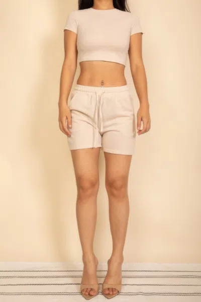 Truedames Fitted Crop Tee & Adjustable Drawstring Shorts Set In Neutral
