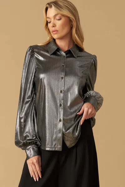 Truedames Flirty Vibes Foil Coated Top In Silver