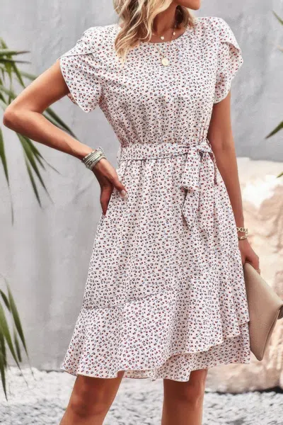 Truedames Floral Round Neck Slim Tiered A Line Ruffle Dress In Neutral