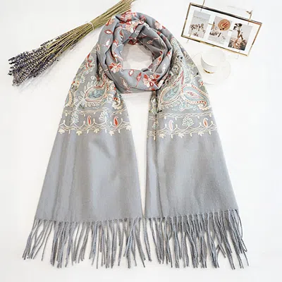 Truedames Floral Tassel Cashmere Feel Scarf In Gray
