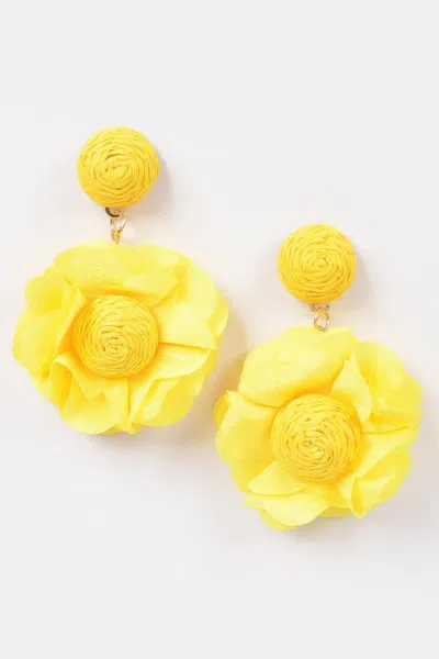 Truedames Flower Earring In Yellow
