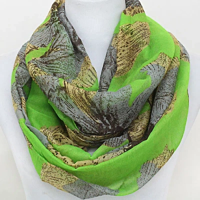 Truedames Flower Polyester Infinity Spring Scarf In Green