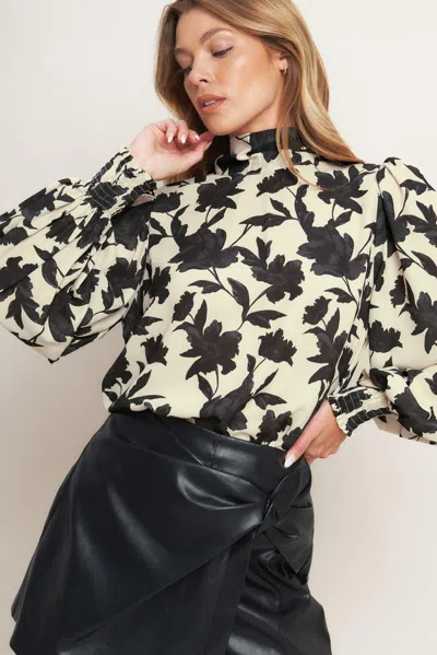 Truedames Freedom Floral Statement Woven Top In White