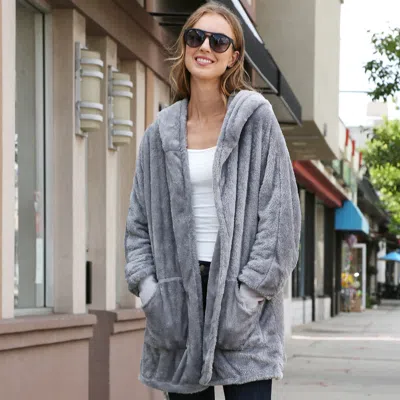 Truedames Front Pockets Oversized Solid Hoodie Jacket In Gray
