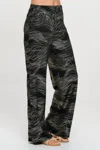 Truedames Fukuro Jacquard Wide Leg Pants W/foil In Black
