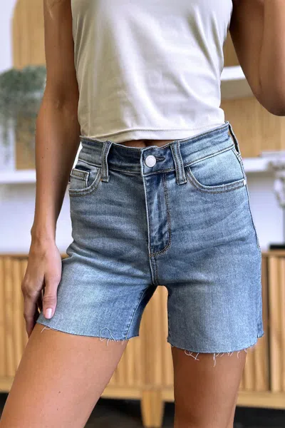 Truedames Full Size High Waist Raw Hem Denim Shorts In Gray