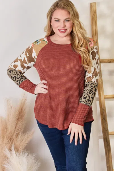 Truedames Full Size Leopard Waffle-knit Blouse In Red