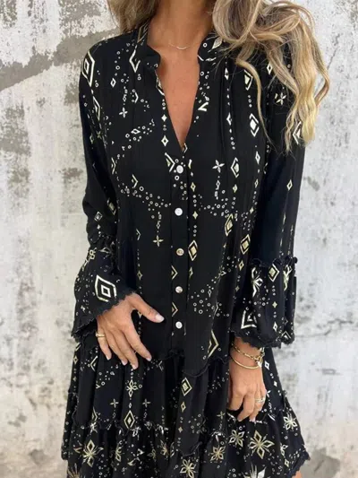 Truedames Full Size Printed Notched Flare Sleeve Dress Plus Size In Black