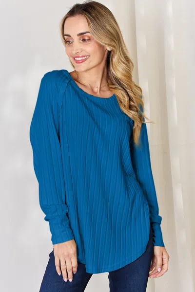 Truedames Full Size Ribbed Round Neck Slit T-shirt In Blue