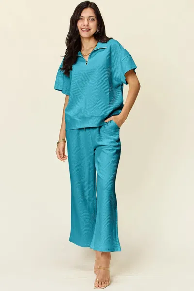 Truedames Full Size Texture Half Zip Short Sleeve Top And Pants Set In Blue
