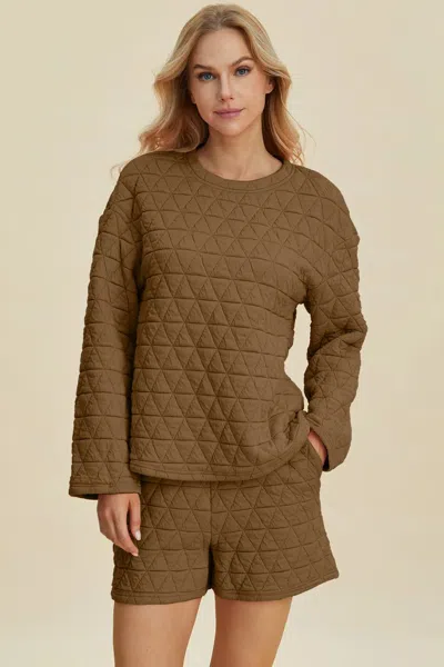 Truedames Full Size Texture Round Neck Long Sleeve Top And Shorts Set In Green