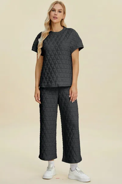 Truedames Full Size Texture Round Neck Short Sleeve Top And Pants Set In Black