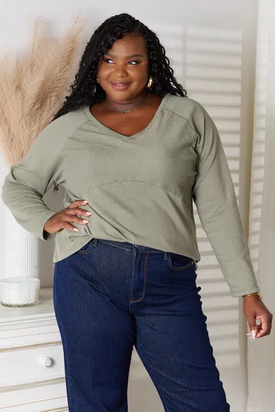 Truedames Full Size V-neck Long Sleeve T-shirt In Green