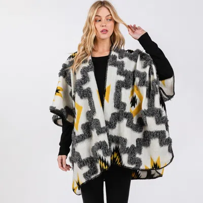 Truedames Fuzzy Aztec Pattern Kimono Poncho In White