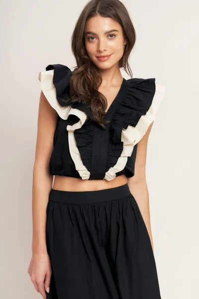 Truedames Gallery Contrast Woven Crop Top In Black