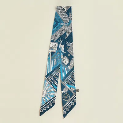 Truedames Geometric Architectural Pattern Printed Twilly Skinny Scarf In Blue